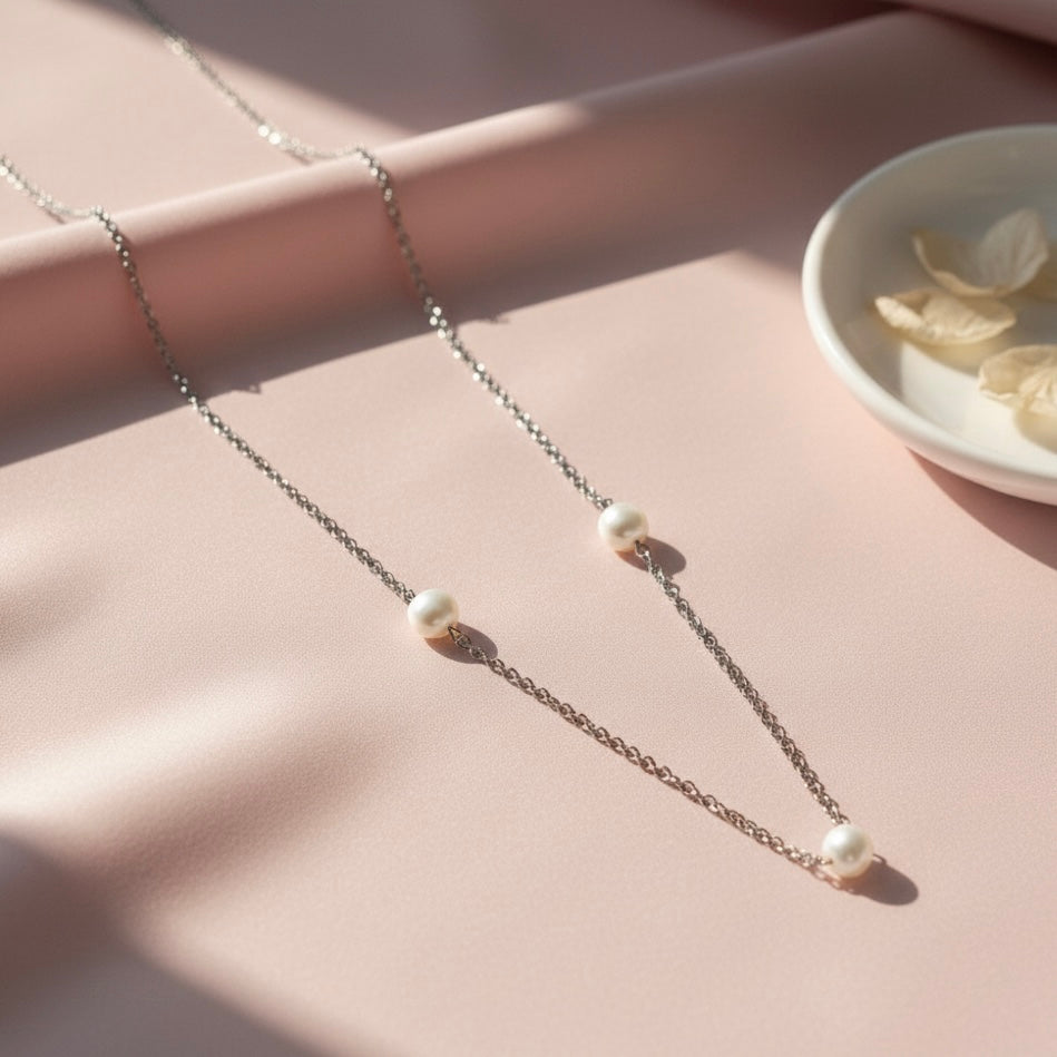 The Lumina Tri-necklace