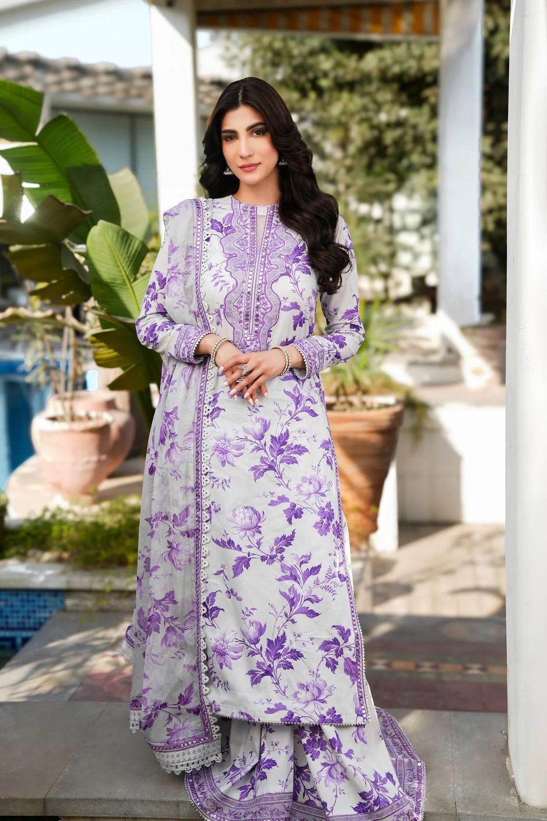 Aneelas 3pc Lawn& Chiffon Dupatta Suit